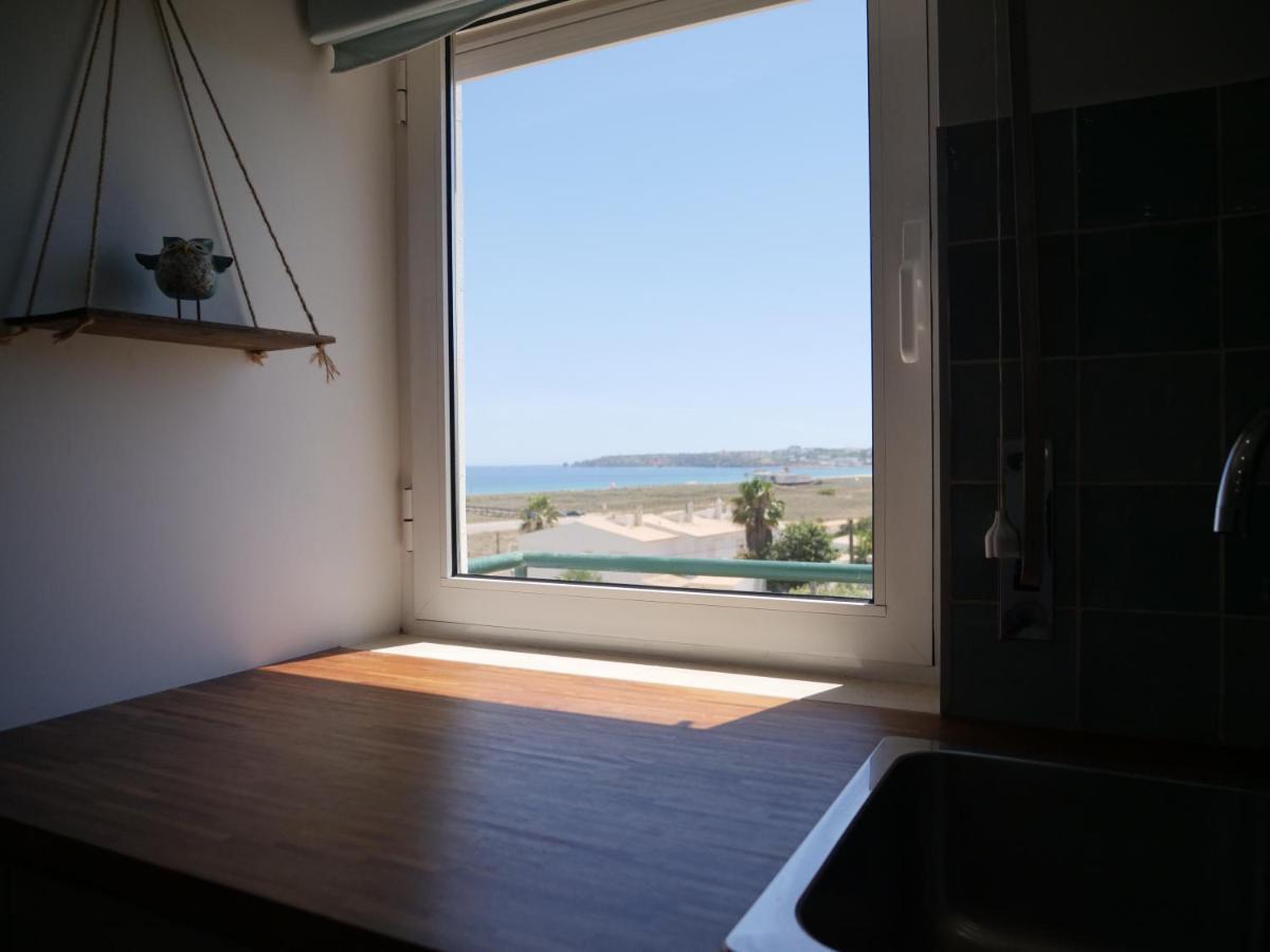 Cozy Apartment With Sea View Over Meia Praia Lagos Kültér fotó